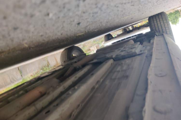 Used CHANGAN OSHAN X5 2021 1.5T DCT Prestige Edition Chassis Front Right