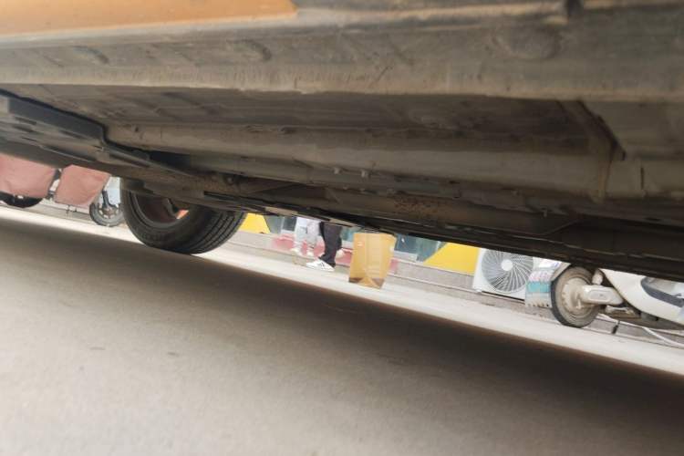 Used CHANGAN OSHAN X5 2021 1.5T DCT Prestige Edition Chassis Front Right