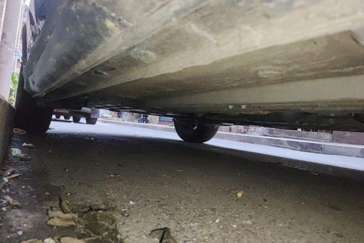 Used CHANGAN OSHAN X5 2021 1.6L CVT Flagship Model Chassis Front Right