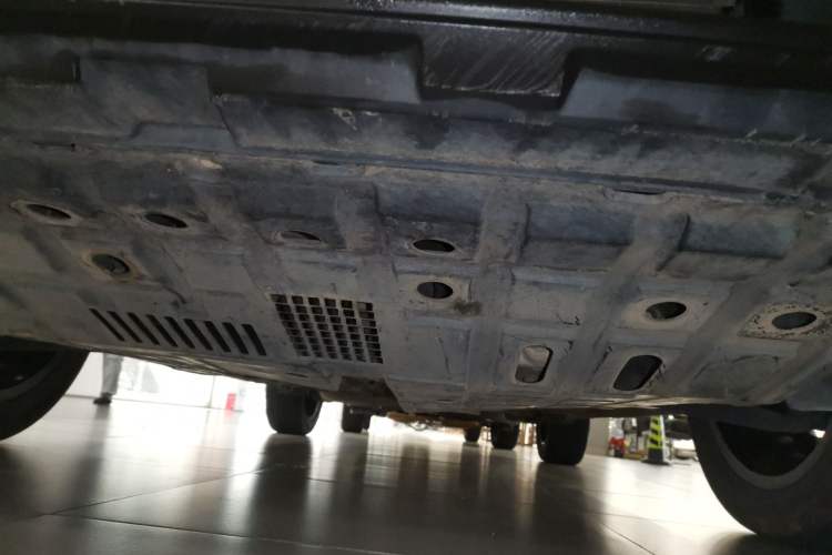 Used CHANGAN OSHAN X5 2021 1.5T DCT Prestige Edition Chassis Front