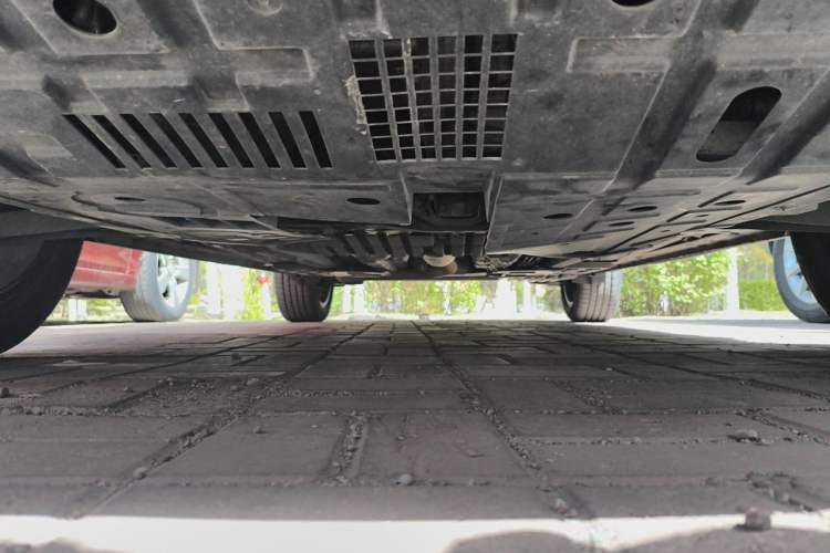Used CHANGAN OSHAN X5 2021 1.5T DCT Prestige Edition Chassis Front