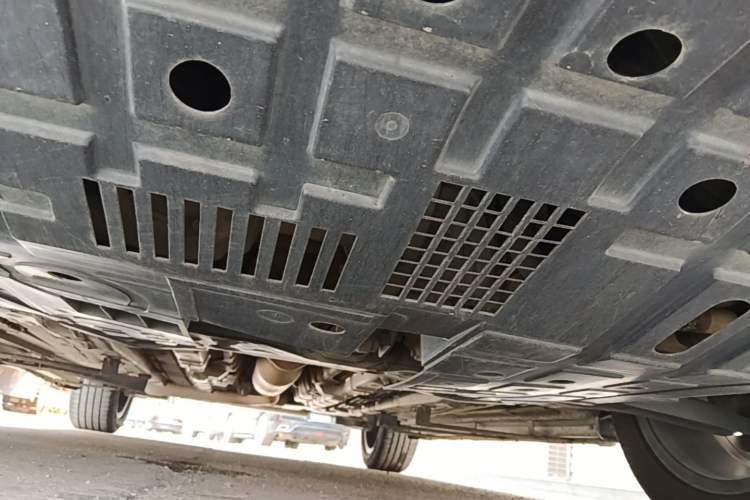 Used CHANGAN OSHAN X5 2021 1.5T DCT Luxury Edition Chassis Front
