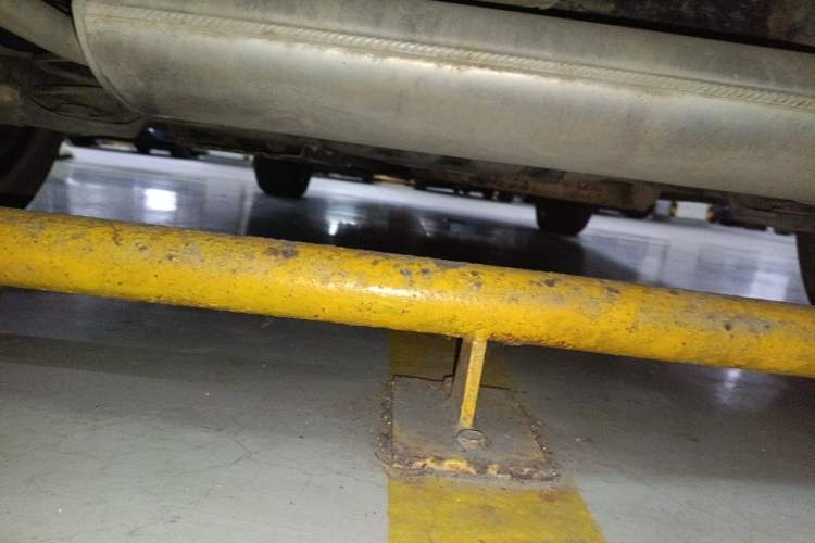 Used CHANGAN OSHAN X5 2021 1.5T DCT Prestige Edition Chassis Rear