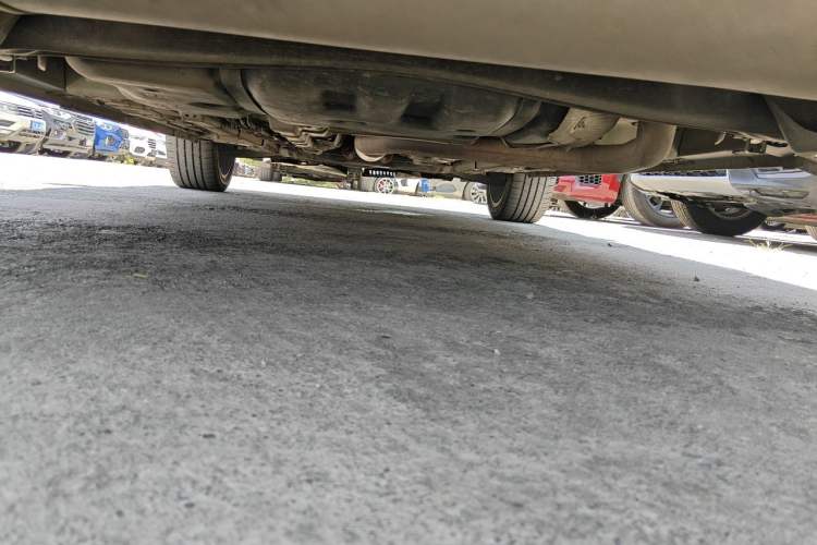 Used CHANGAN OSHAN X5 2021 1.5T DCT Flagship Edition Chassis Rear