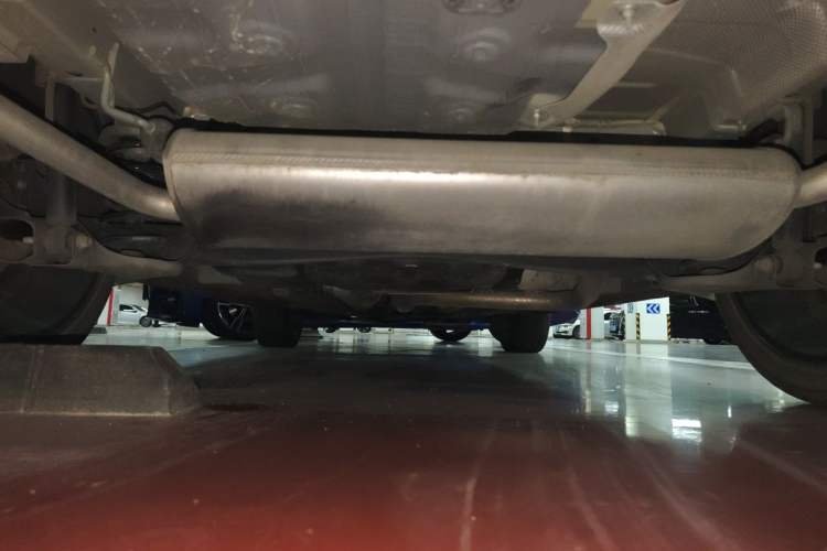 Used CHANGAN OSHAN X5 2021 1.5T DCT Flagship Edition Chassis Rear