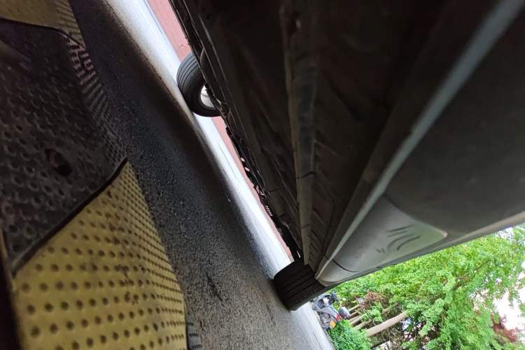 Used CHANGAN OSHAN X5 2021 1.6L CVT Luxury Model Chassis Rear Left