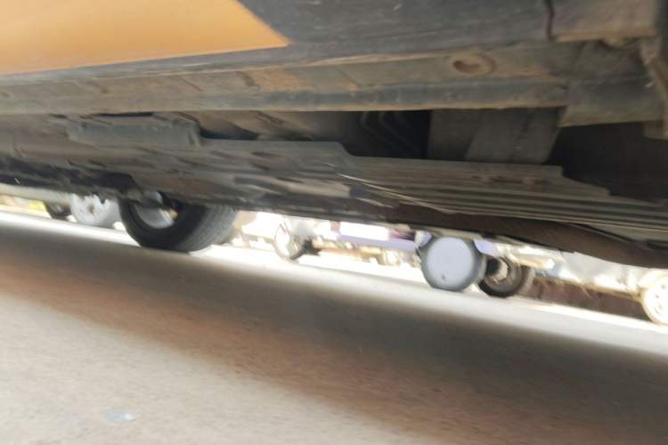 Used CHANGAN OSHAN X5 2021 1.5T DCT Prestige Edition Chassis Rear Left