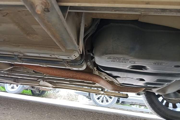 Used CHANGAN OSHAN X5 2021 1.5T DCT Luxury Edition Chassis Rear Left