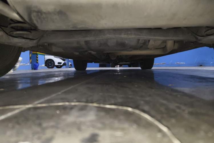 Used CHANGAN OSHAN X5 2021 1.5T DCT Flagship Edition Chassis Rear