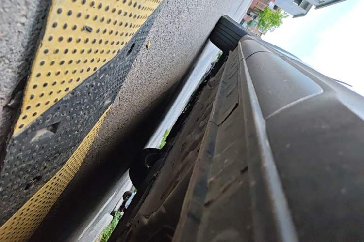 Used CHANGAN OSHAN X5 2021 1.6L CVT Luxury Model Chassis Rear Right