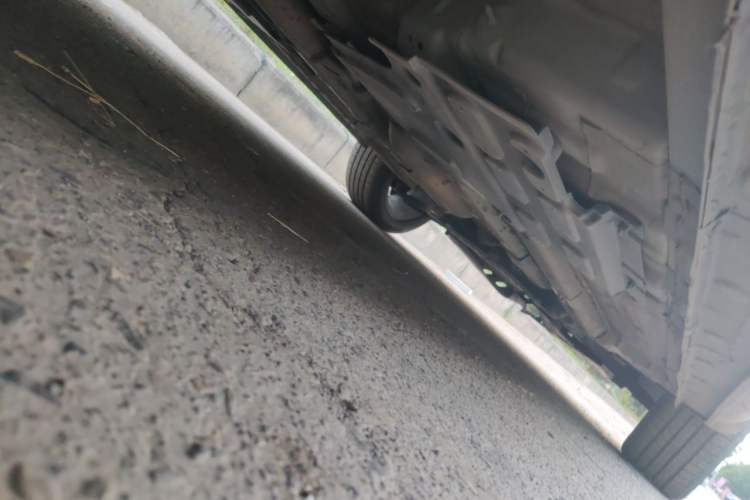 Used CHANGAN OSHAN X5 2021 1.5T DCT Prestige Edition Chassis Rear Right