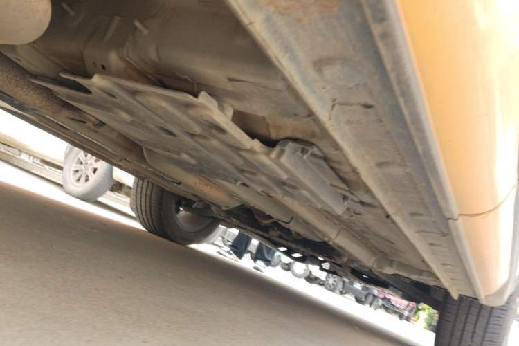 Used CHANGAN OSHAN X5 2021 1.5T DCT Prestige Edition Chassis Rear Right