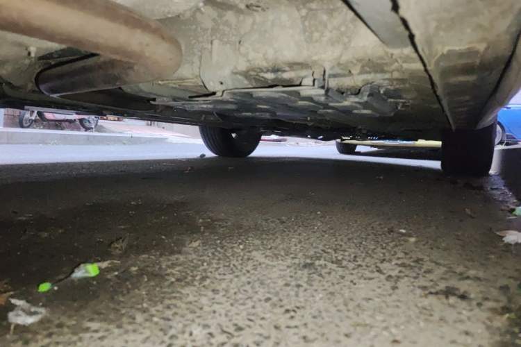 Used CHANGAN OSHAN X5 2021 1.6L CVT Flagship Model Chassis Rear Right