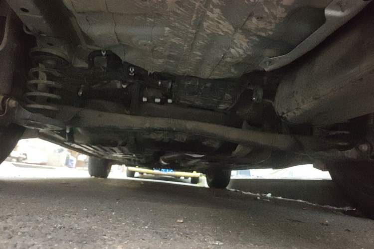 Used CHANGAN OSHAN X5 2021 1.6L CVT Flagship Model Chassis Rear