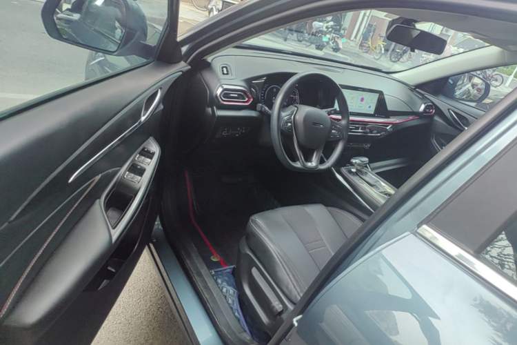 Used CHANGAN OSHAN X5 2021 1.6L CVT Luxury Model Driver Seat