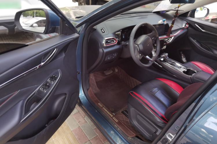 Used CHANGAN OSHAN X5 2021 Revised Version 1.6L CVT Luxury Edition Driver Seat