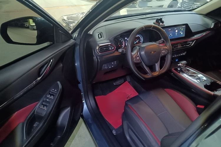 Used CHANGAN OSHAN X5 2021 Revised Version 1.5T DCT Luxury Edition Driver Seat