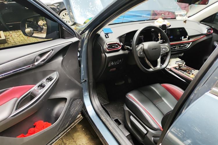 Used CHANGAN OSHAN X5 2021 1.5T DCT Prestige Edition Driver Seat