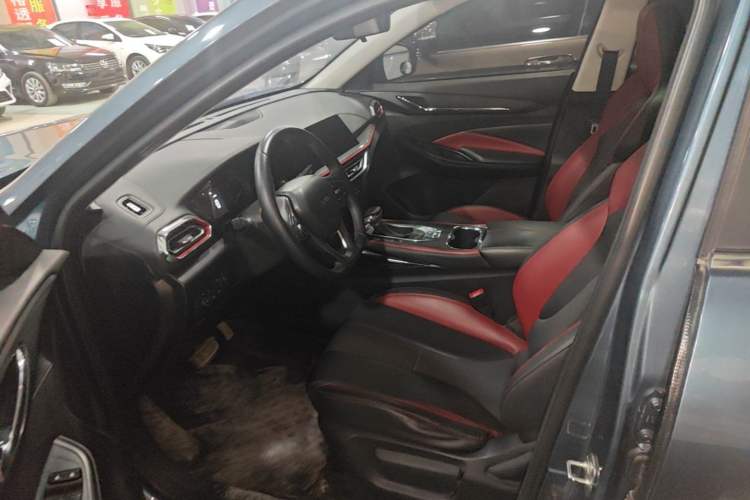 Used CHANGAN OSHAN X5 2021 Revised Version 1.5T DCT Luxury Edition Driver Seat