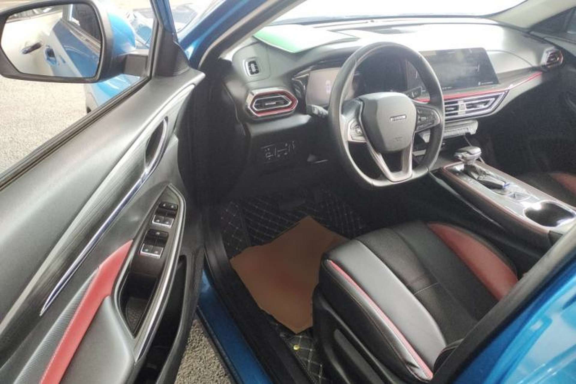 Used CHANGAN OSHAN X5 2021 1.5T DCT Prestige Edition Driver Seat
