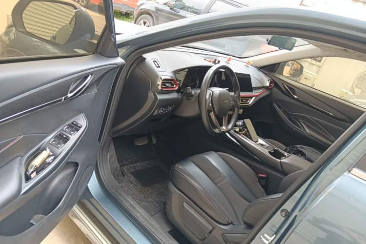 Used CHANGAN OSHAN X5 2021 1.5T DCT Luxury Edition Driver Seat
