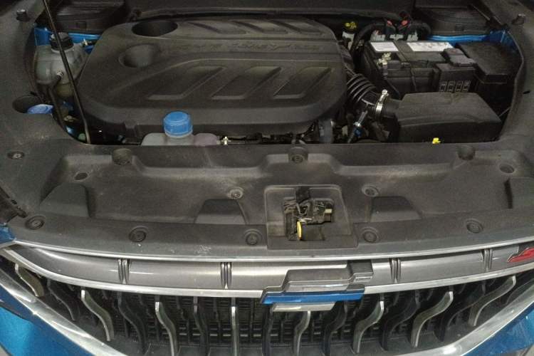 Used CHANGAN OSHAN X5 2021 1.5T DCT Prestige Edition Engine Bay