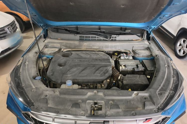 Used CHANGAN OSHAN X5 2021 1.5T DCT Flagship Edition Engine Bay