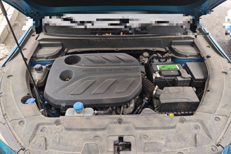 Used CHANGAN OSHAN X5 2021 1.5T DCT Flagship Edition Engine Bay