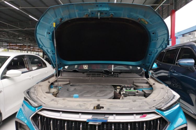 Used CHANGAN OSHAN X5 2021 1.5T DCT Flagship Edition Engine Bay