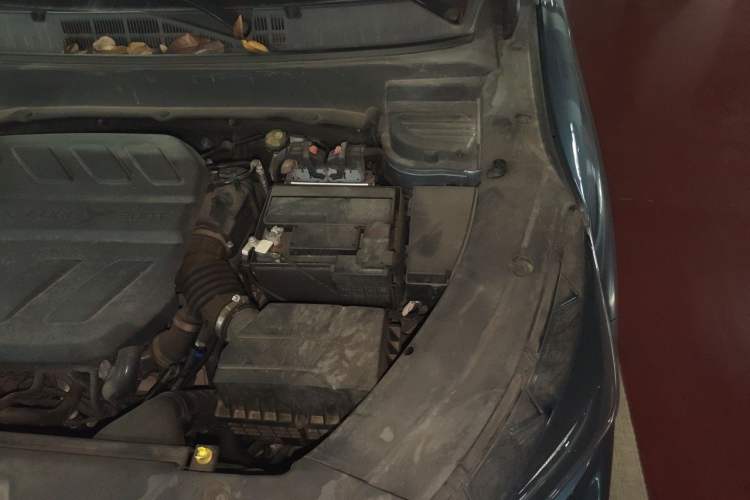 Used CHANGAN OSHAN X5 2021 1.5T DCT Flagship Edition Engine Bay Left