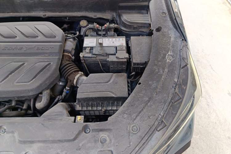 Used CHANGAN OSHAN X5 2021 1.5T DCT Prestige Edition Engine Bay Left