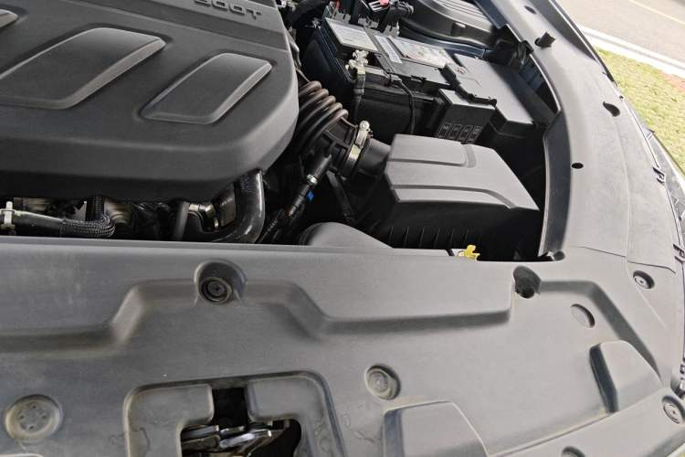Used CHANGAN OSHAN X5 2021 1.5T DCT Flagship Edition Engine Bay Left