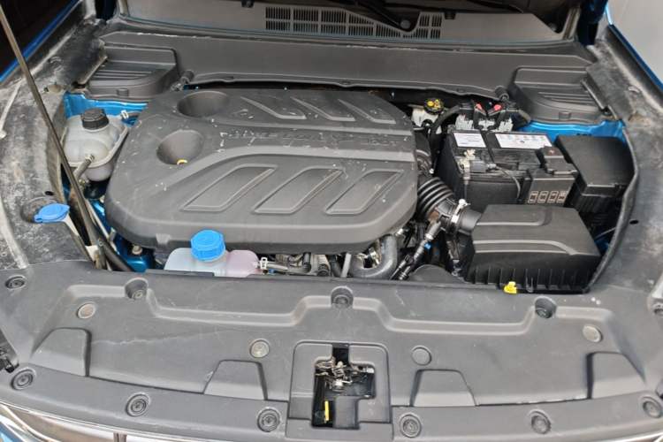 Used CHANGAN OSHAN X5 2021 1.5T DCT Flagship Edition Engine Bay