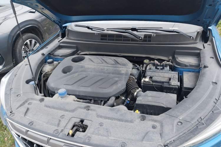 Used CHANGAN OSHAN X5 2021 1.5T DCT Flagship Edition Engine Bay