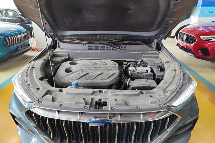 Used CHANGAN OSHAN X5 2021 1.5T DCT Prestige Edition Engine Bay
