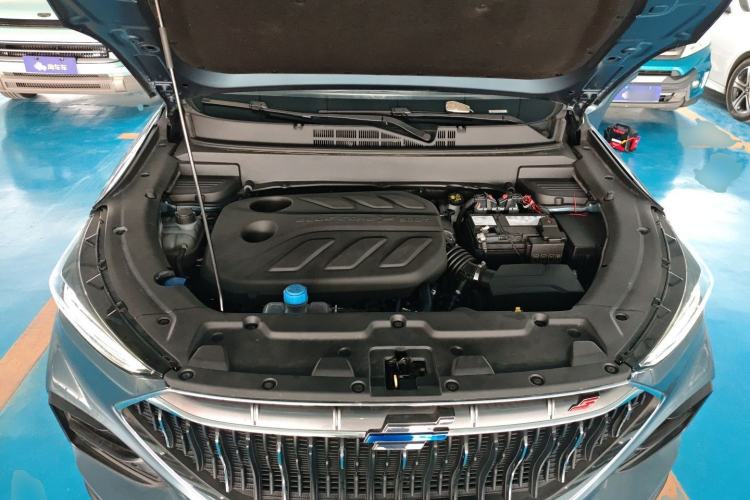 Used CHANGAN OSHAN X5 2021 Revised Version 1.5T DCT Luxury Edition Engine Bay