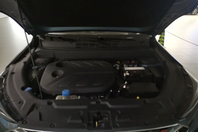 Used CHANGAN OSHAN X5 2021 1.5T DCT Prestige Edition Engine Bay