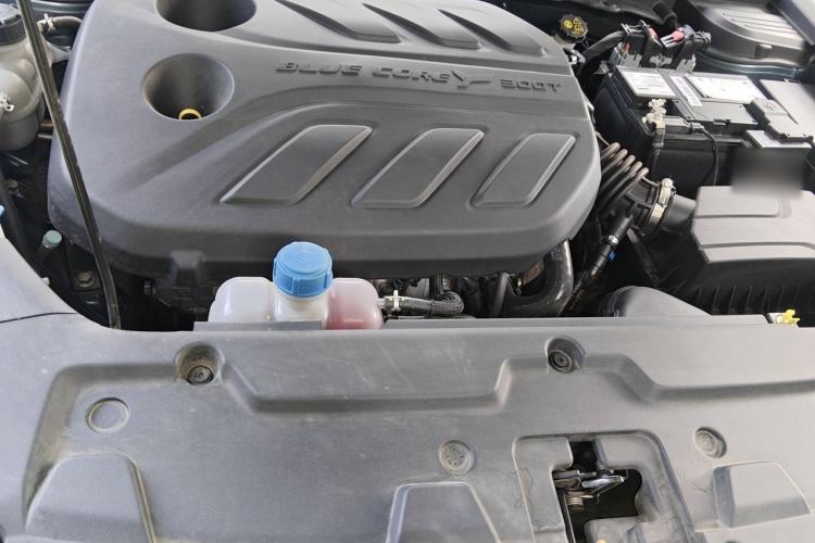 Used CHANGAN OSHAN X5 2021 1.5T DCT Flagship Edition Engine Bay
