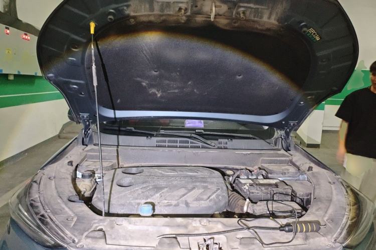 Used CHANGAN OSHAN X5 2021 1.5T DCT Prestige Edition Engine Bay