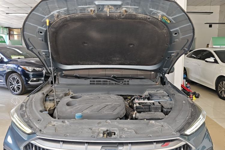 Used CHANGAN OSHAN X5 2021 1.5T DCT Prestige Edition Engine Bay