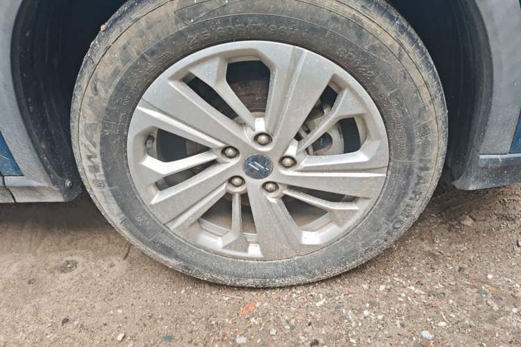Used CHANGAN OSHAN X5 2021 1.6L CVT Luxury Model Exterior 1