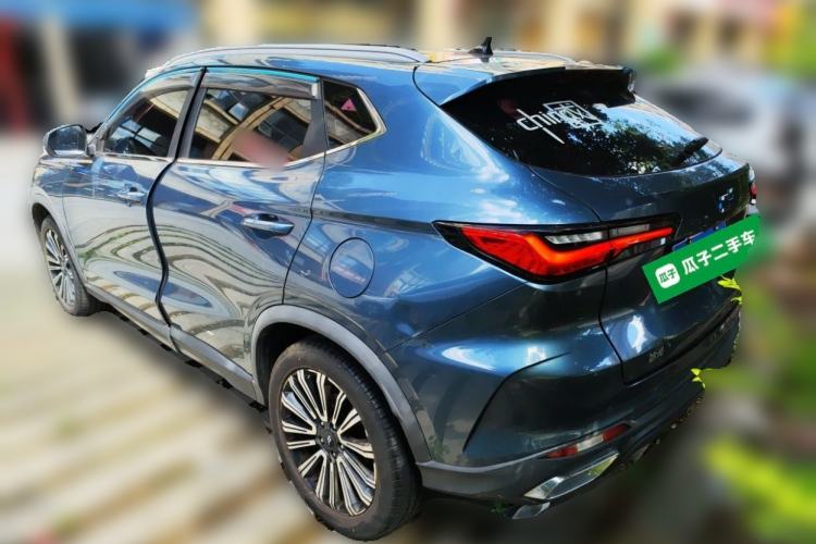 Used CHANGAN OSHAN X5 2021 Revised Version 1.5T DCT Luxury Edition Exterior 3