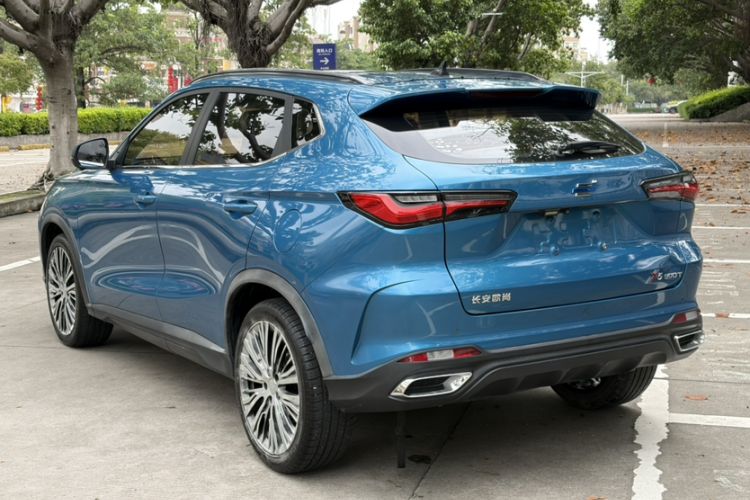 Used CHANGAN OSHAN X5 2021 1.5T DCT Flagship Edition Exterior 3