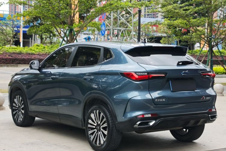 Used CHANGAN OSHAN X5 2021 Revised Version 1.5T DCT Luxury Edition Exterior 3