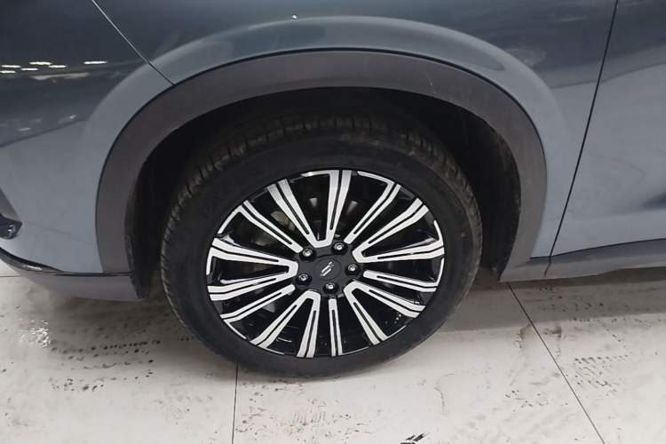 Used CHANGAN OSHAN X5 2021 1.5T DCT Prestige Edition Exterior 4
