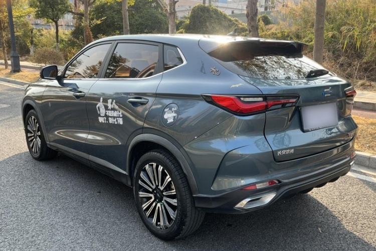 Used CHANGAN OSHAN X5 2021 1.5T DCT Prestige Edition Exterior 4