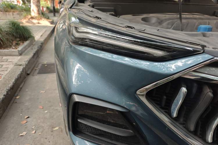 Used CHANGAN OSHAN X5 2021 1.5T DCT Flagship Edition Exterior 6