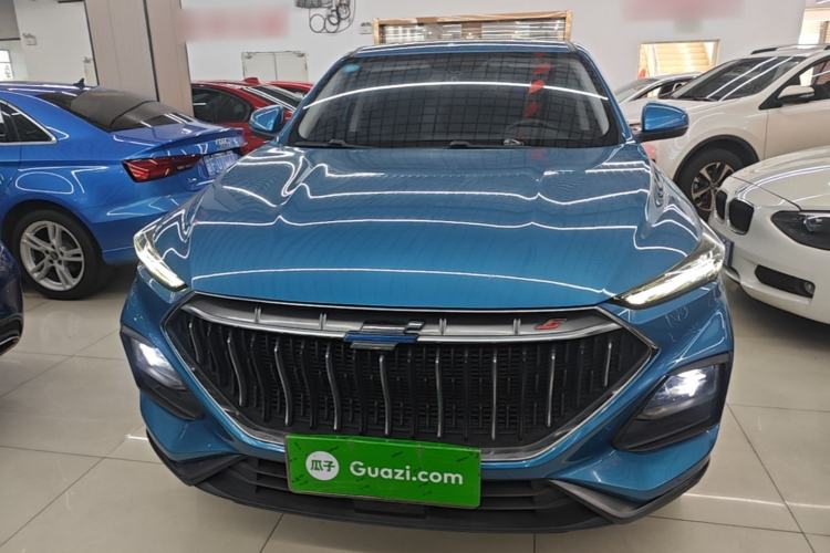 Used CHANGAN OSHAN X5 2021 1.5T DCT Prestige Edition Front