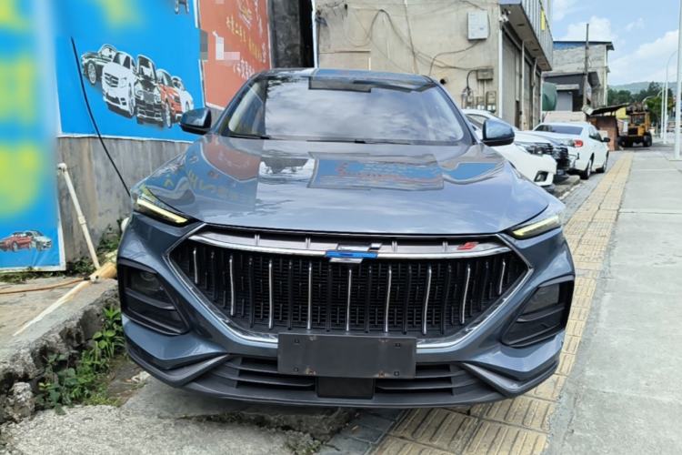 Used CHANGAN OSHAN X5 2021 Revised Version 1.5T DCT Luxury Edition Front