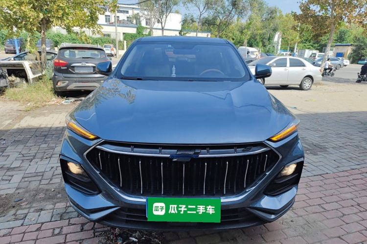 Used CHANGAN OSHAN X5 2021 Revised Version 1.6L Manual Luxury Edition Front